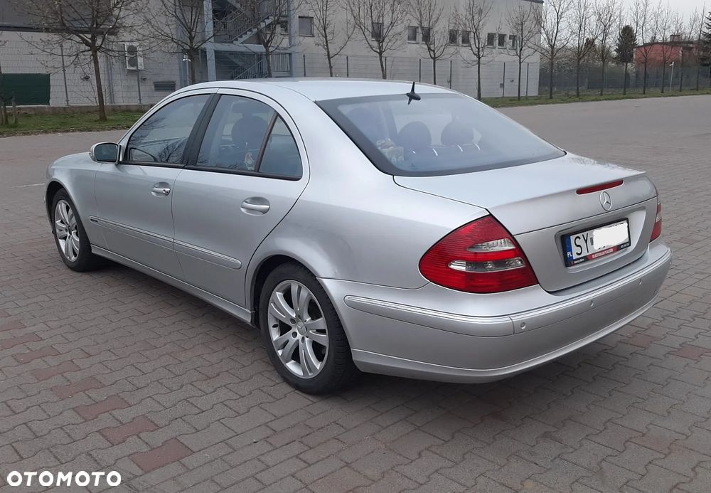 Mercedes-Benz Klasa E - 7