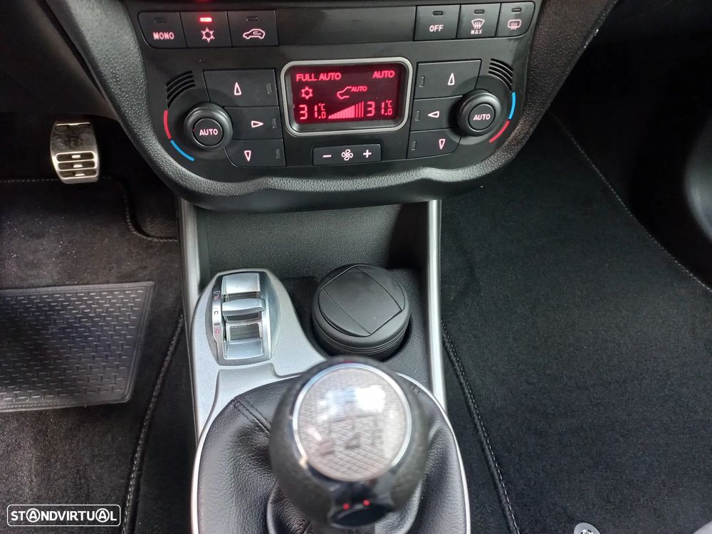 Alfa Romeo MiTo 1.3 JTDM (ECO) Super - 23