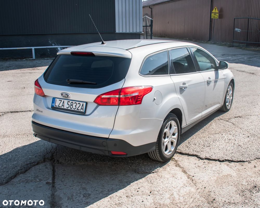 Ford Focus 1.5 TDCi Trend - 6