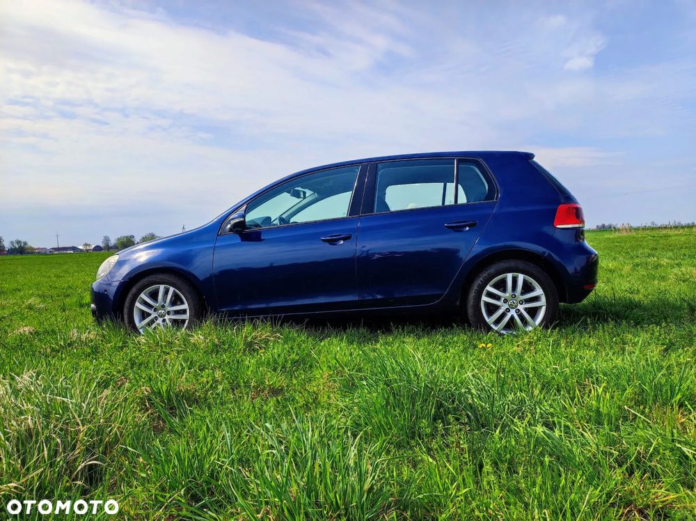 Volkswagen Golf 1.6 TDI Highline - 9