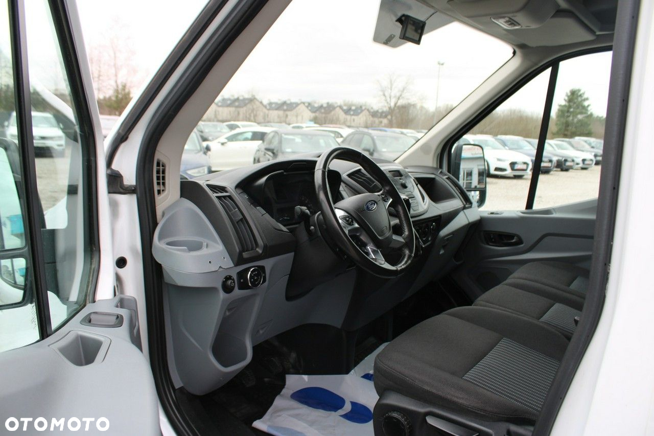 Ford Transit - 10