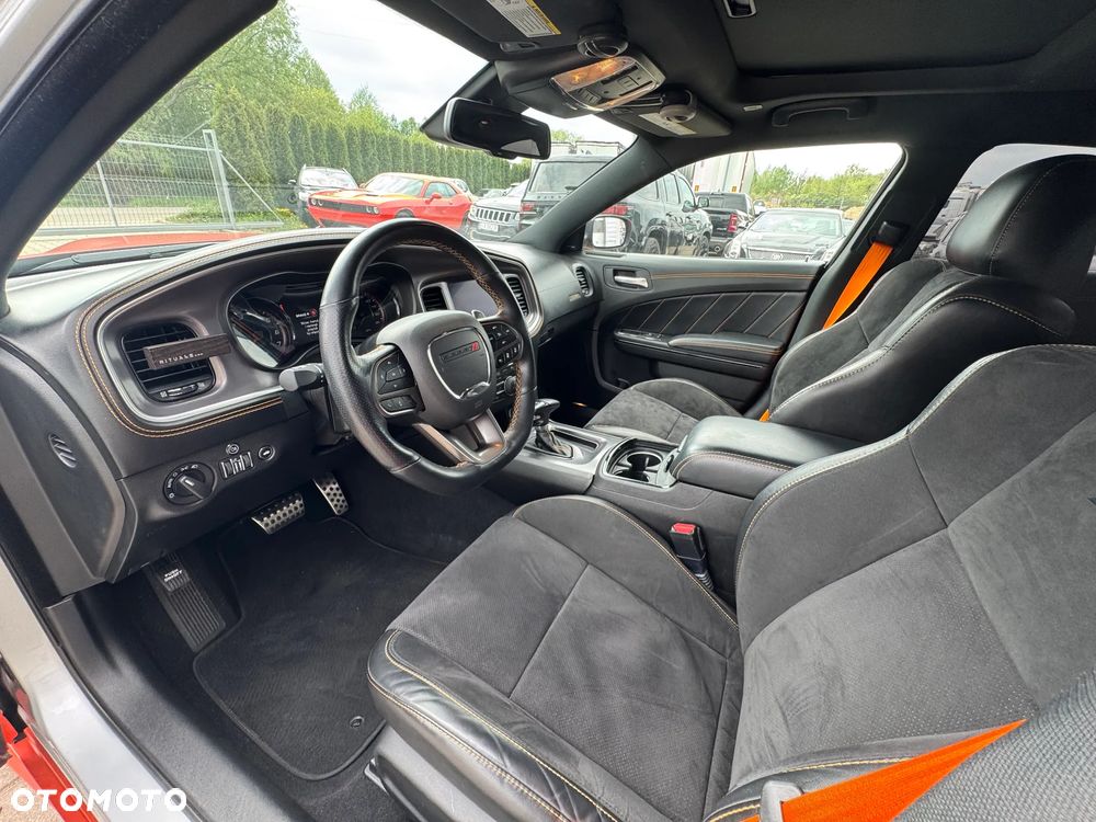 Dodge Charger 6.4 Scat Pack Widebody - 20