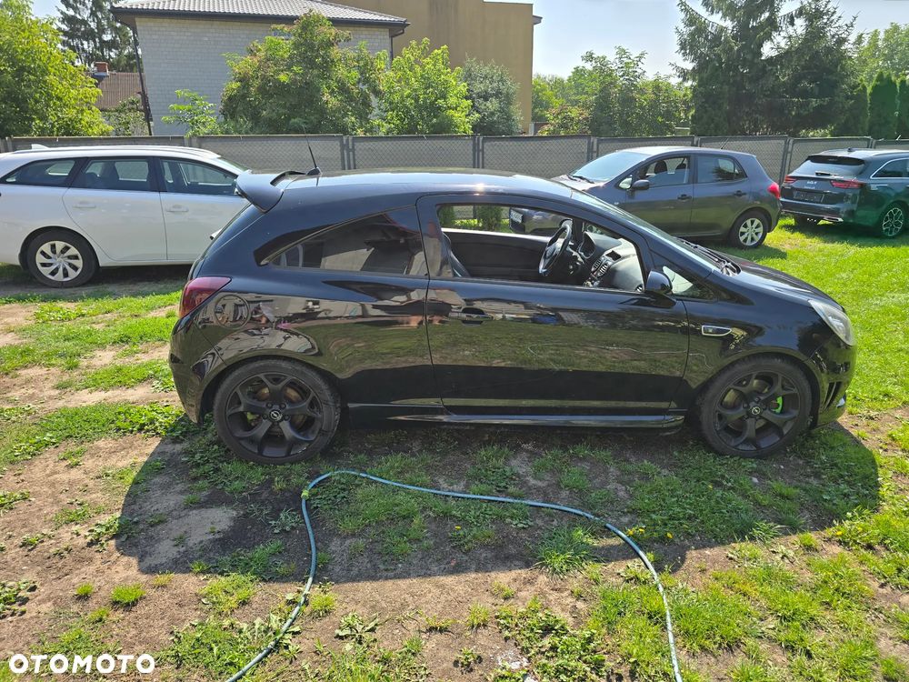 Opel Corsa 1.6 Turbo OPC - 8