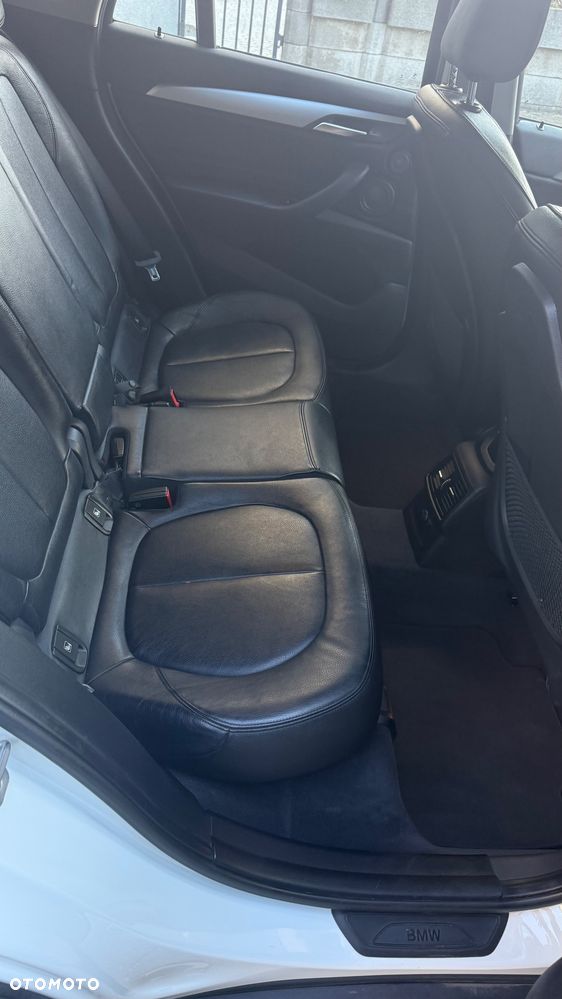 BMW X1 sDrive18d Advantage - 10