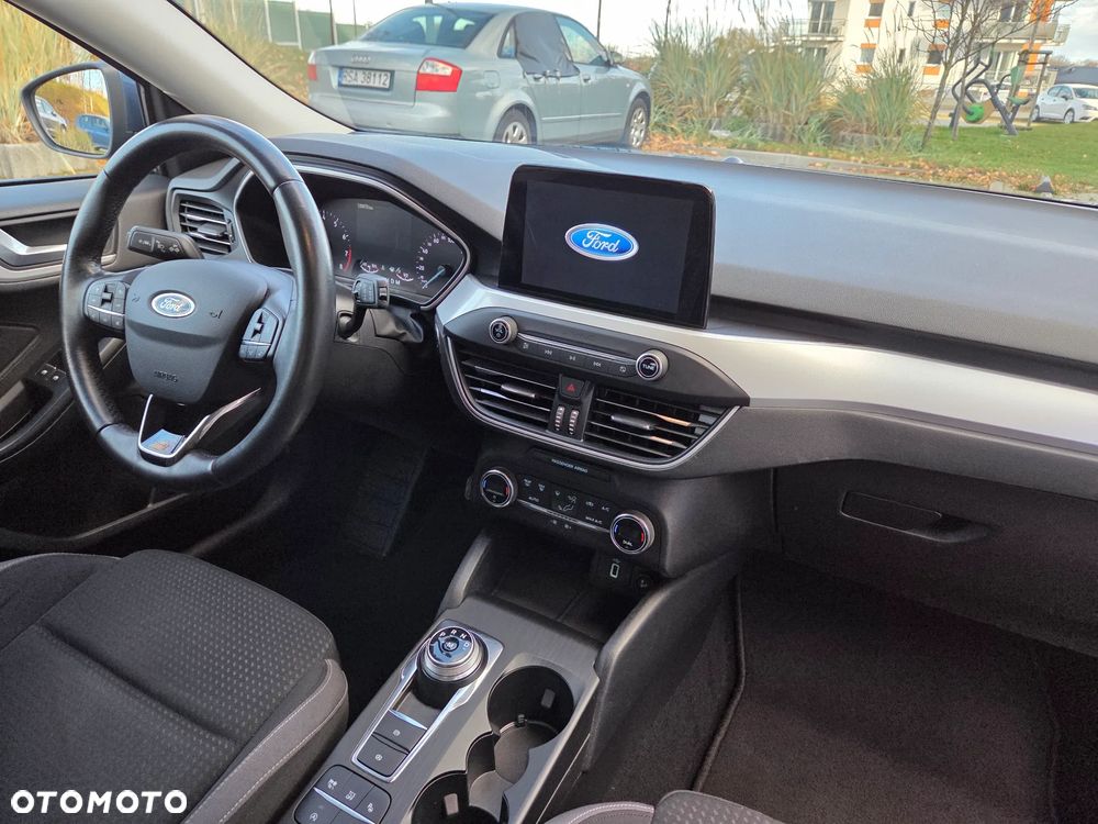 Ford Focus 1.0 EcoBoost Active Business - 10