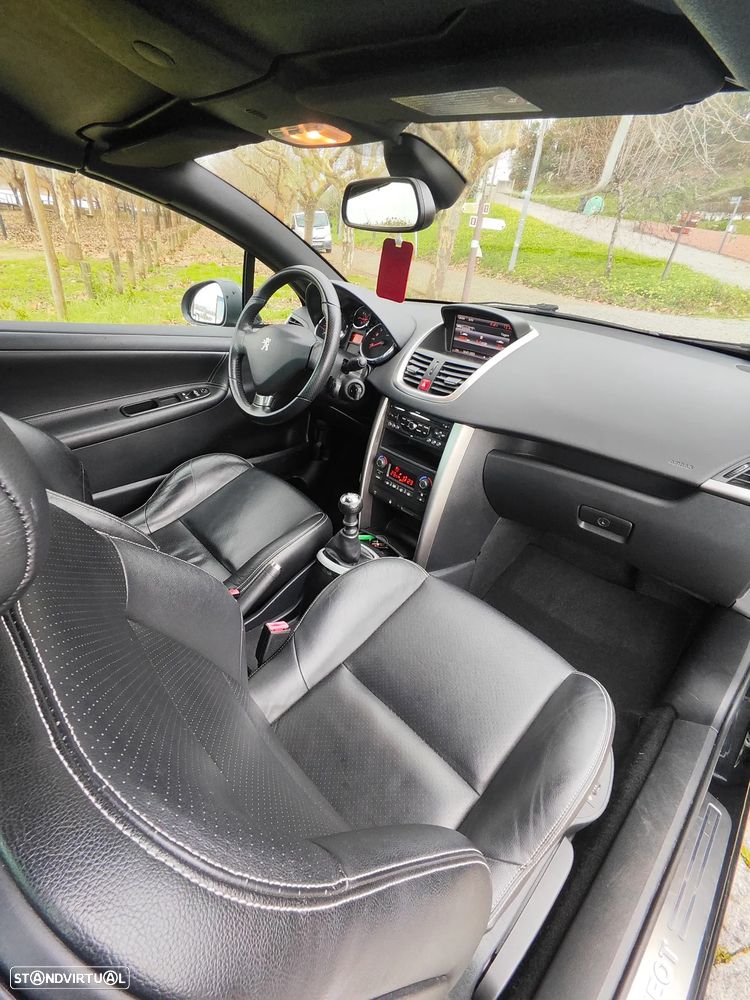 Peugeot 207 CC - 8