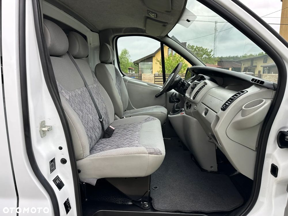 Opel Vivaro - 7