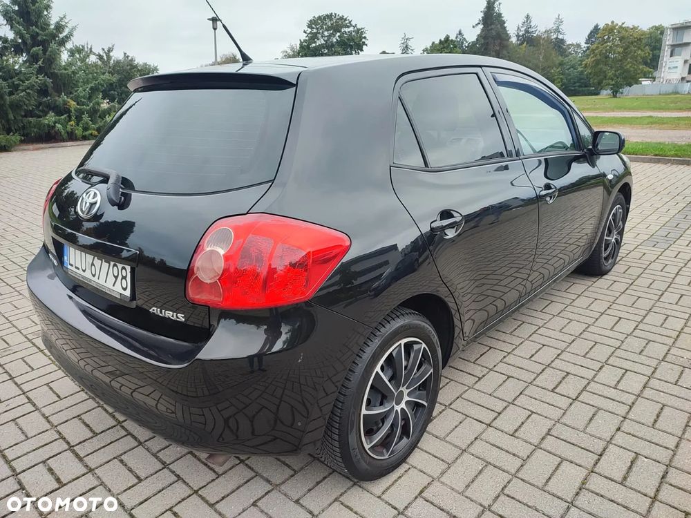 Toyota Auris 1.6 VVT-i Premium - 7