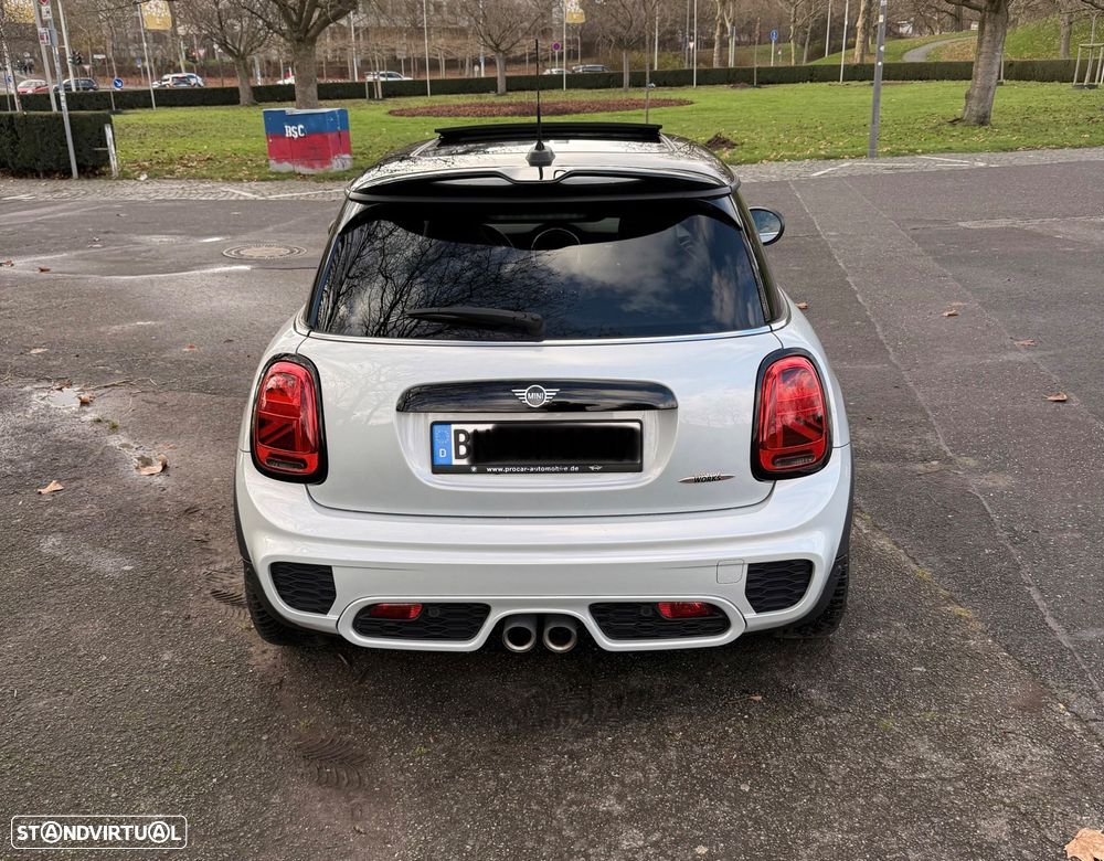 MINI 3 Portas John Cooper Works Classic - 11