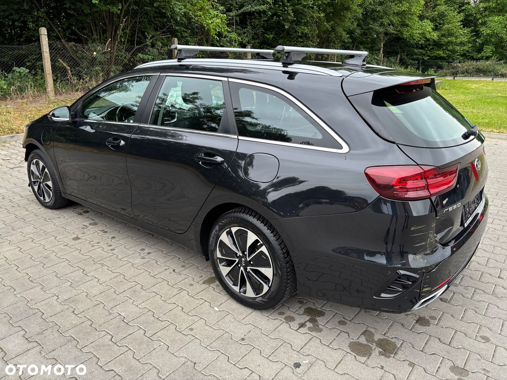 Kia Ceed 1.6 GDI PHEV L DCT - 5