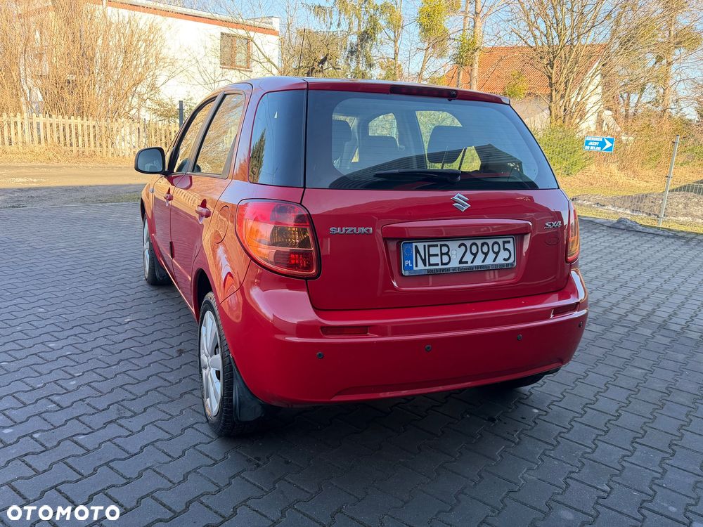 Suzuki SX4 1.6 GLX / Comfort - 8