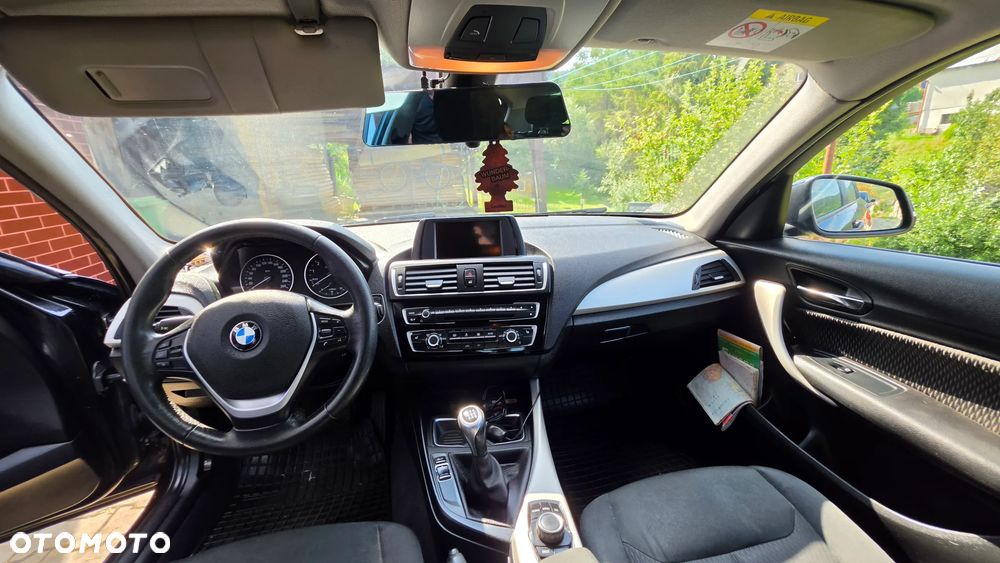 BMW Seria 1 116i - 8