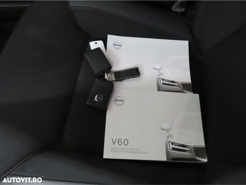 Volvo V60 D4 Momentum Pro - 2