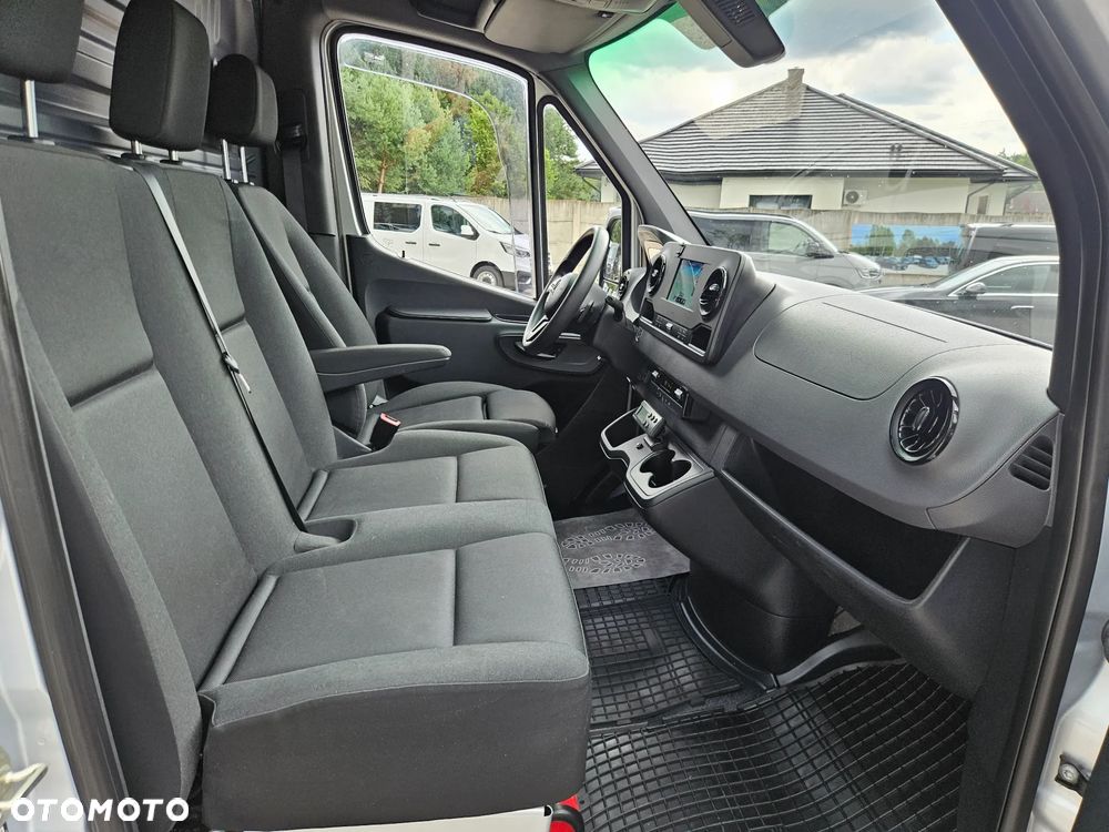 Mercedes-Benz SPRINTER 319CDI V6 L2H2 Chłodnia / Mroźnia 30tyś km SalonPL FV23% - 21