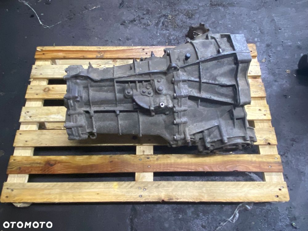 audi a4 b8 manual 2,0 tdi 143km kod: jjg sprawna !! - 1