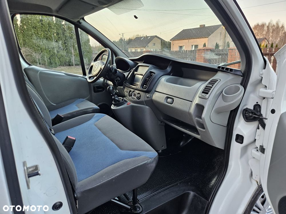 Renault Trafic - 11