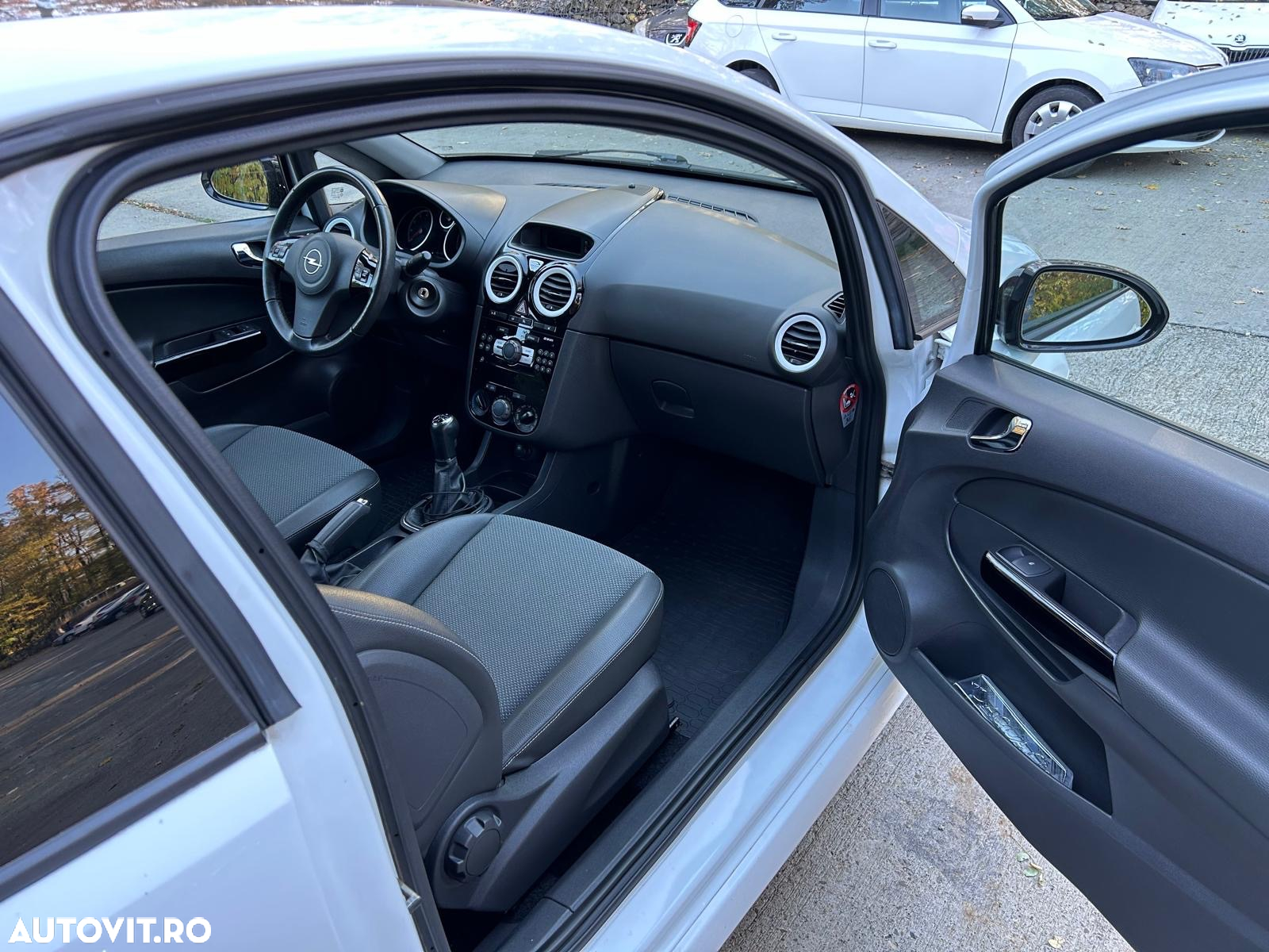 Opel Corsa - 8