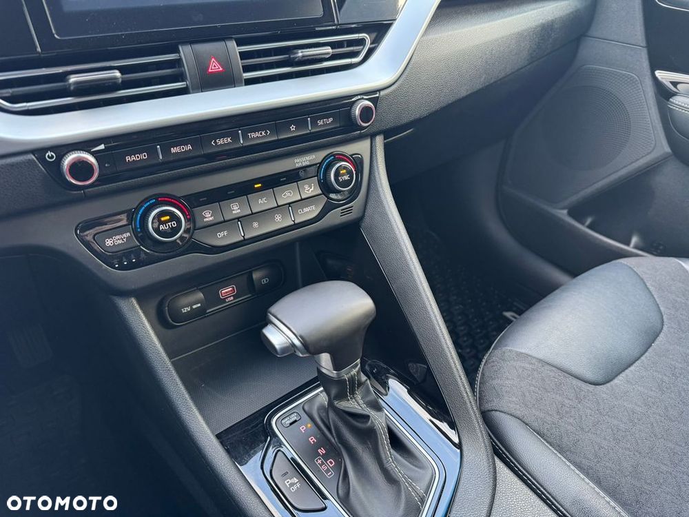 Kia Niro 1.6 GDI Hybrid L - 13