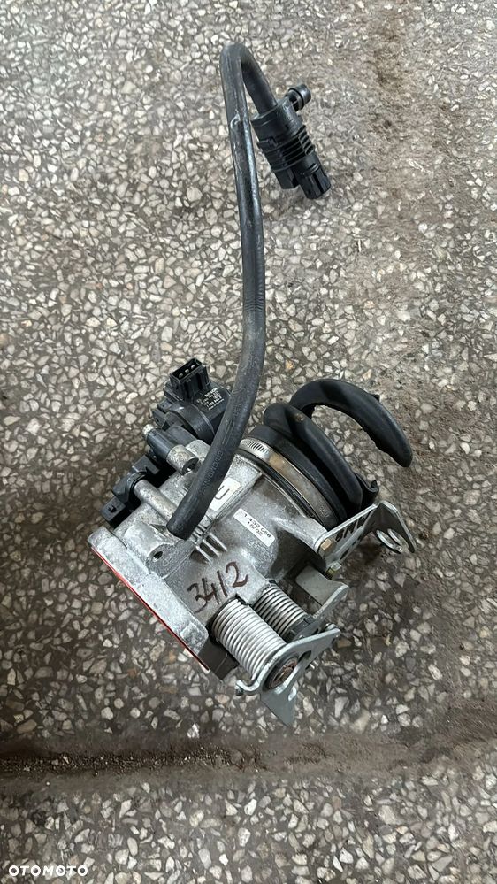 przepustnica  BMW E46 1432058 1.9  (34/2) - 1