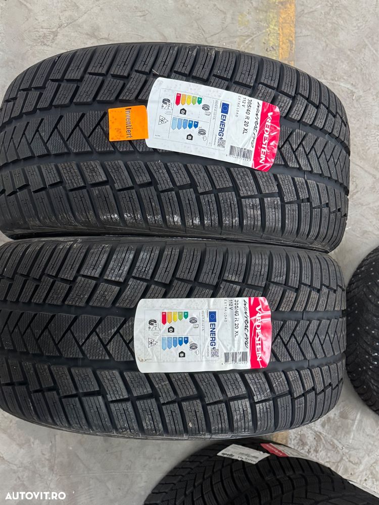 Vând 2 anvelope 305/40/20 vredestein de iarnă noi - 1
