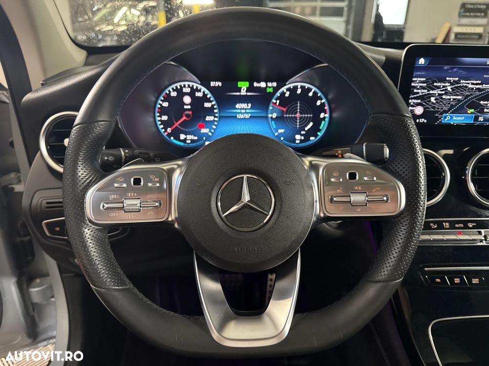 Mercedes-Benz GLC - 17