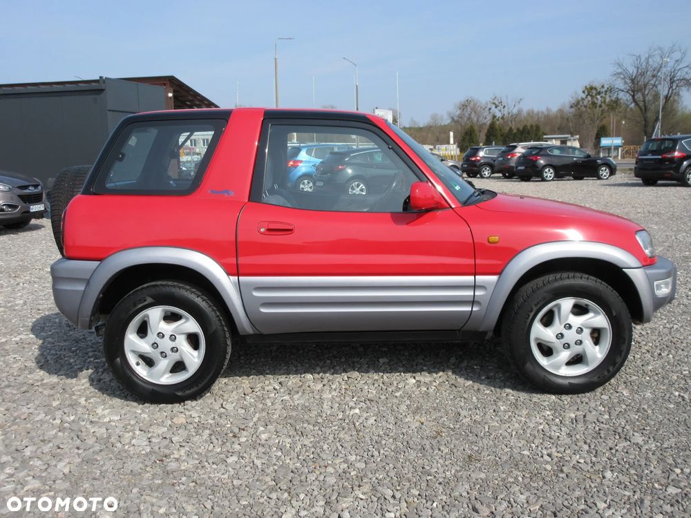 Toyota RAV4 2.0 Special - 4