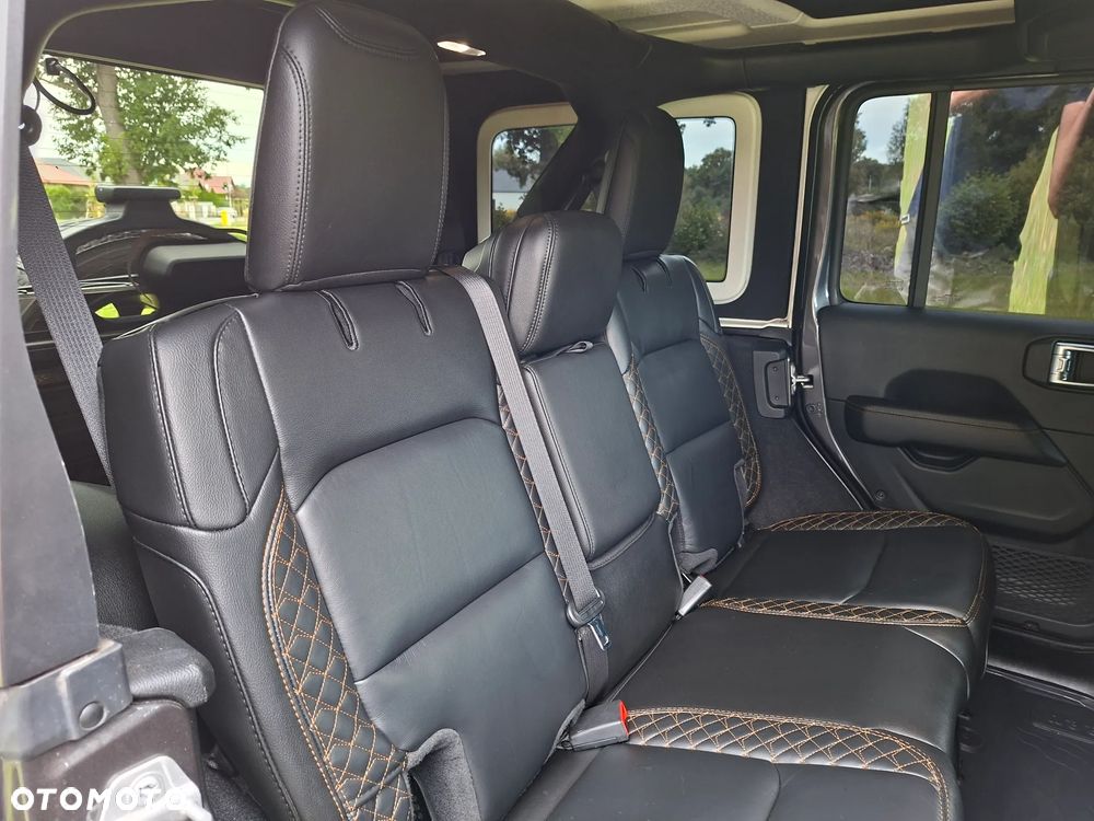 Jeep Wrangler - 18