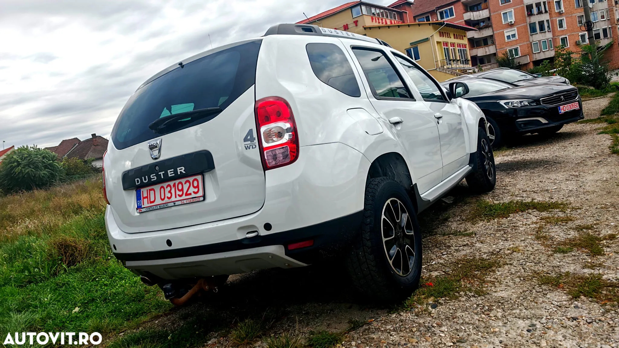 Dacia Duster dCi 110 FAP 4x4 Prestige - 3