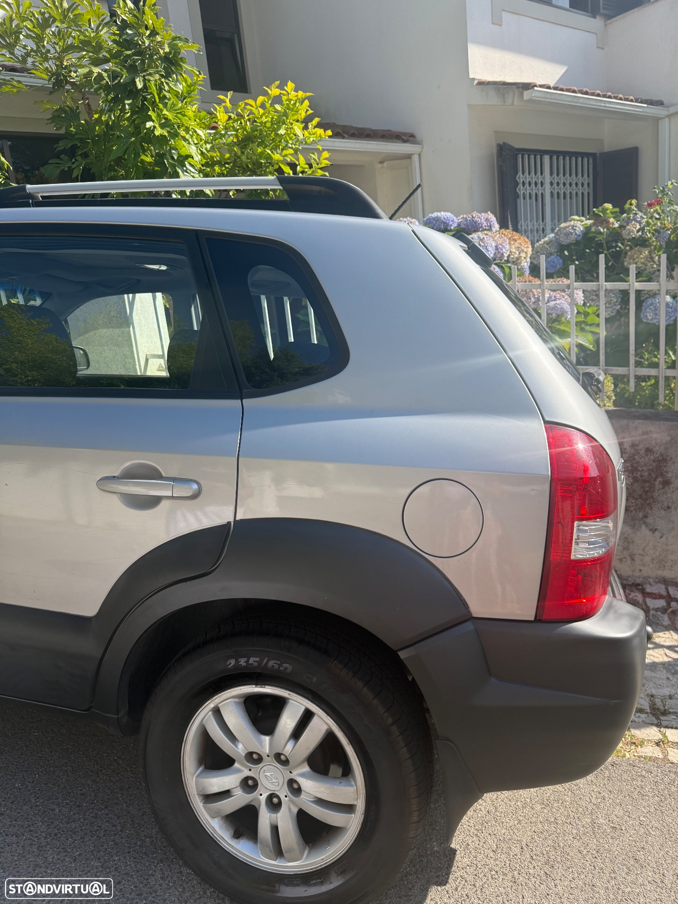 Hyundai Tucson 2.0 CRDi Confort 4WD - 7