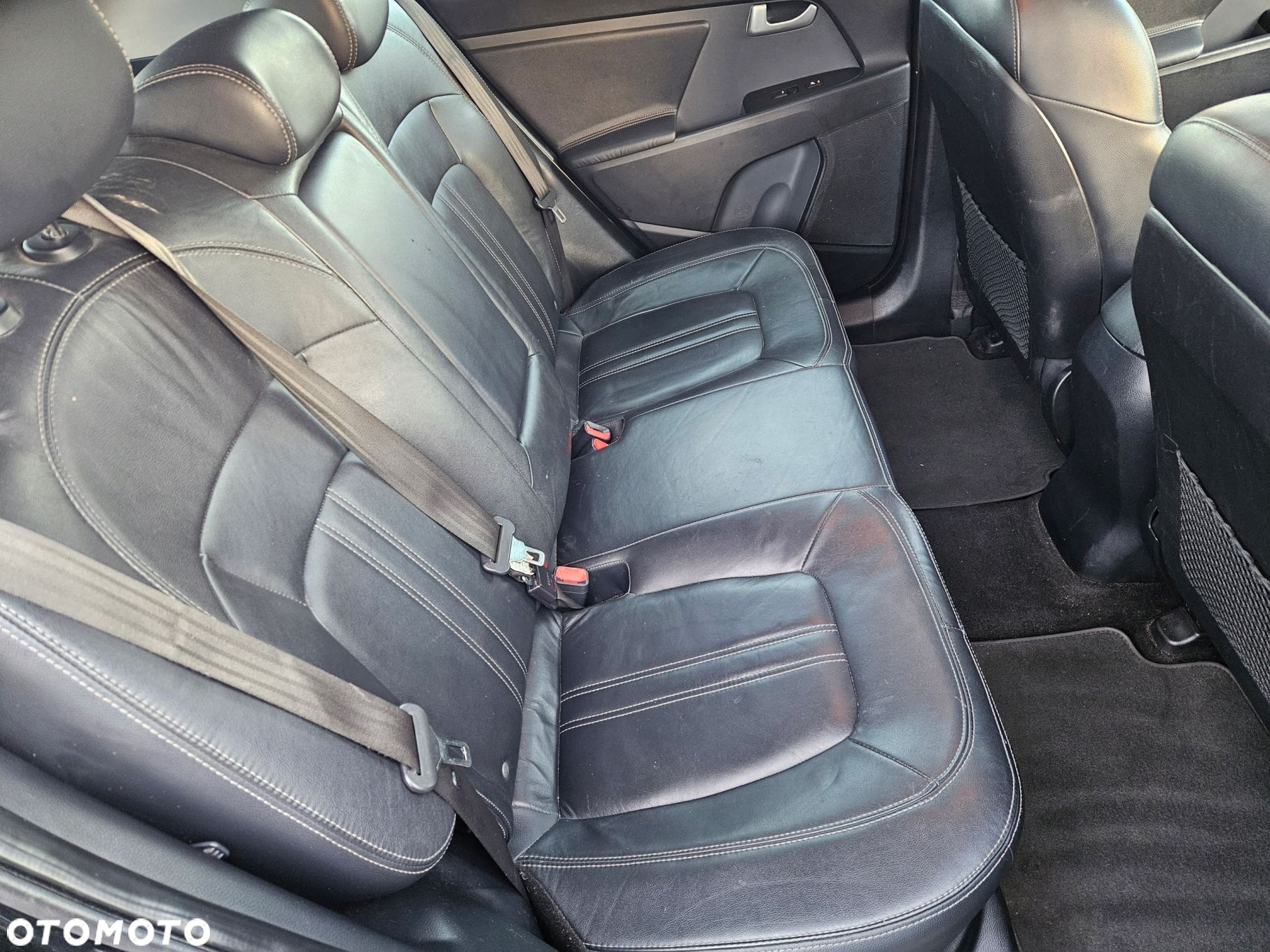 Kia sportage III fotele skóra stan bdb UK - 3