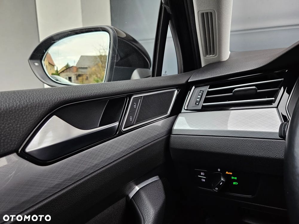 Volkswagen Passat 2.0 TDI EVO Business DSG - 26