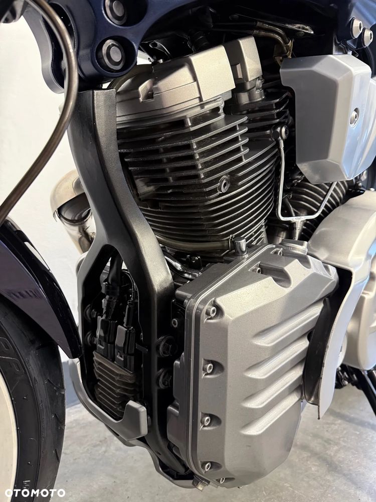 Yamaha MT - 27