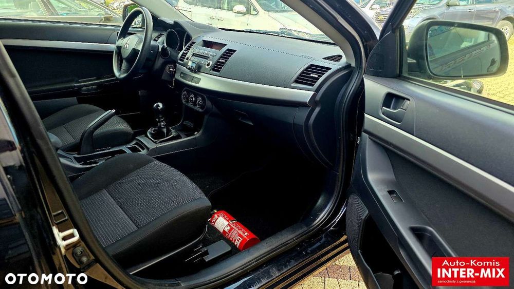 Mitsubishi Lancer - 33