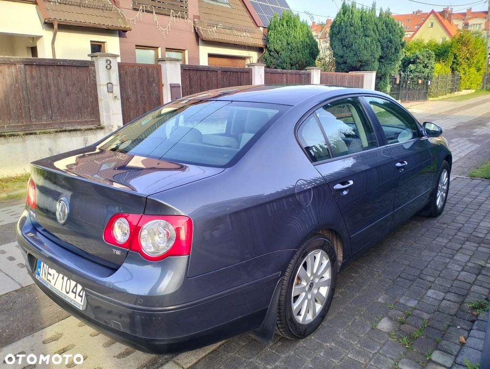 Volkswagen Passat 1.4 TSI Trendline CityLine - 4