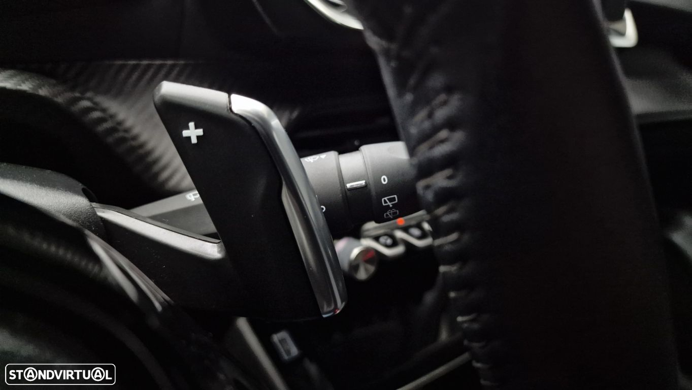 Peugeot 208 1.2 PureTech Allure Pack EAT8 - 29