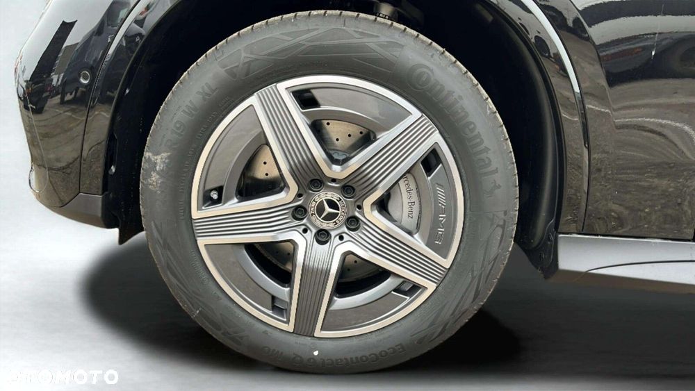 Mercedes-Benz GLC - 23