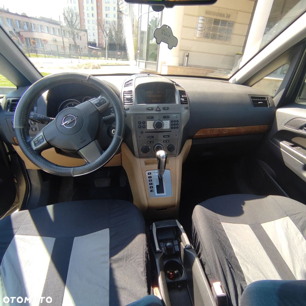 Opel Zafira 1.9 CDTI Cosmo ActiveSelect - 10