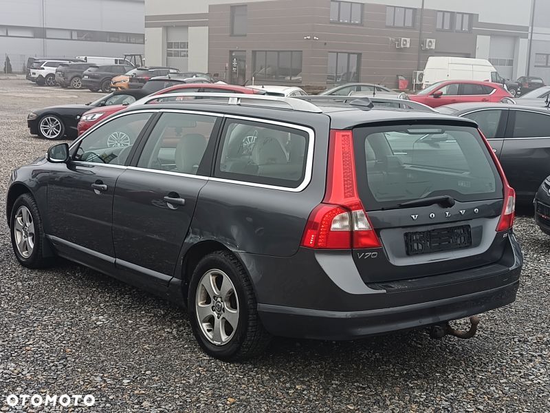 Volvo V70 D5 DPF Summum - 4