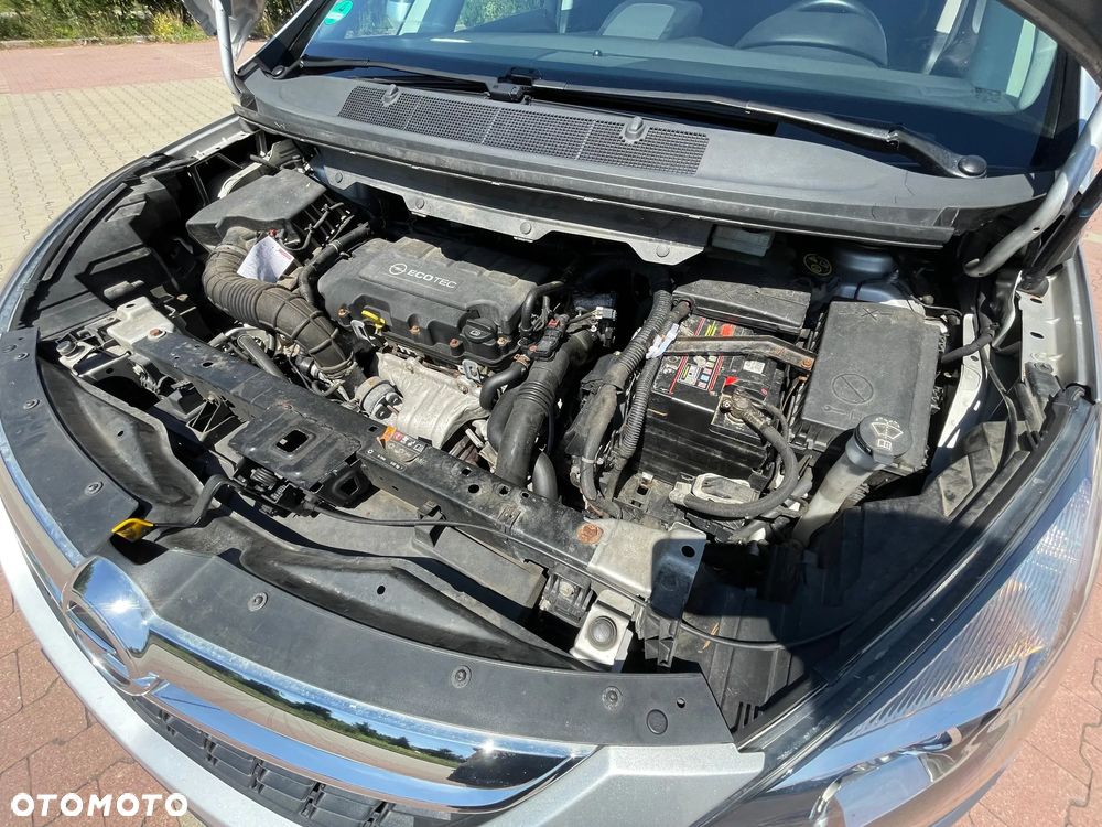 Opel Zafira Tourer 1.4 Turbo Business Edition - 23