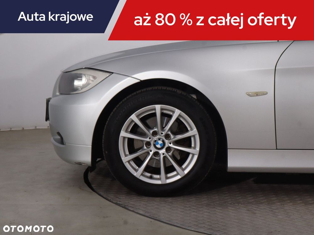 BMW Seria 3 - 16