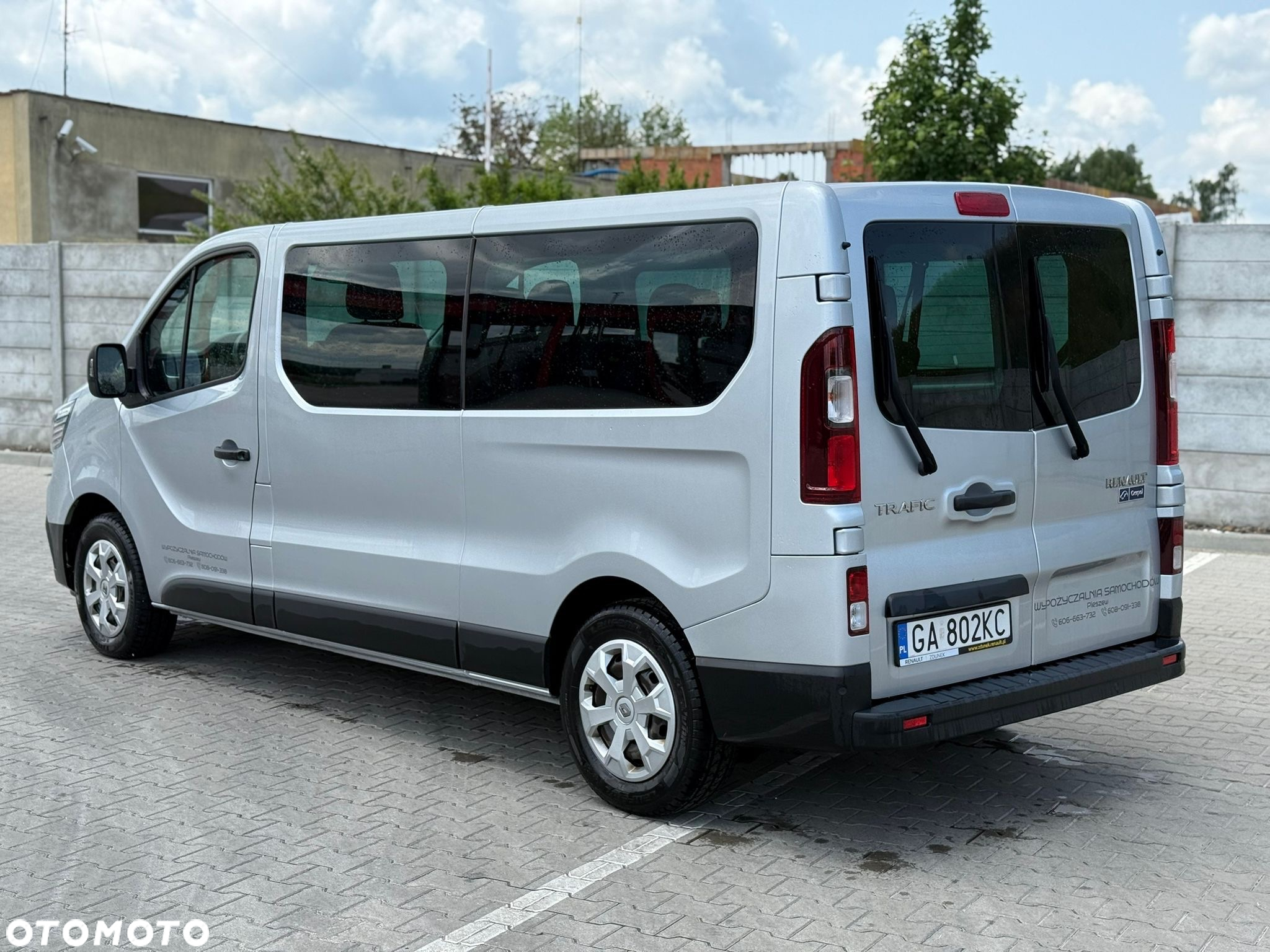 Renault Trafic - 2