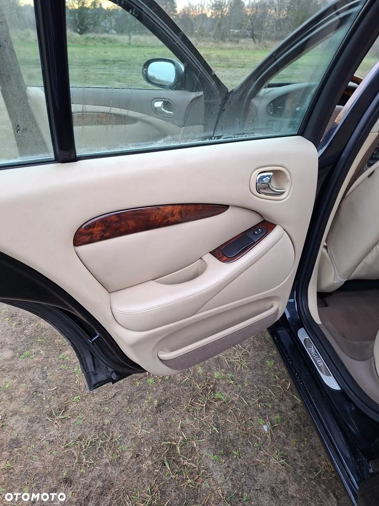 Jaguar S-Type 2.7 V6 D Executive - 29