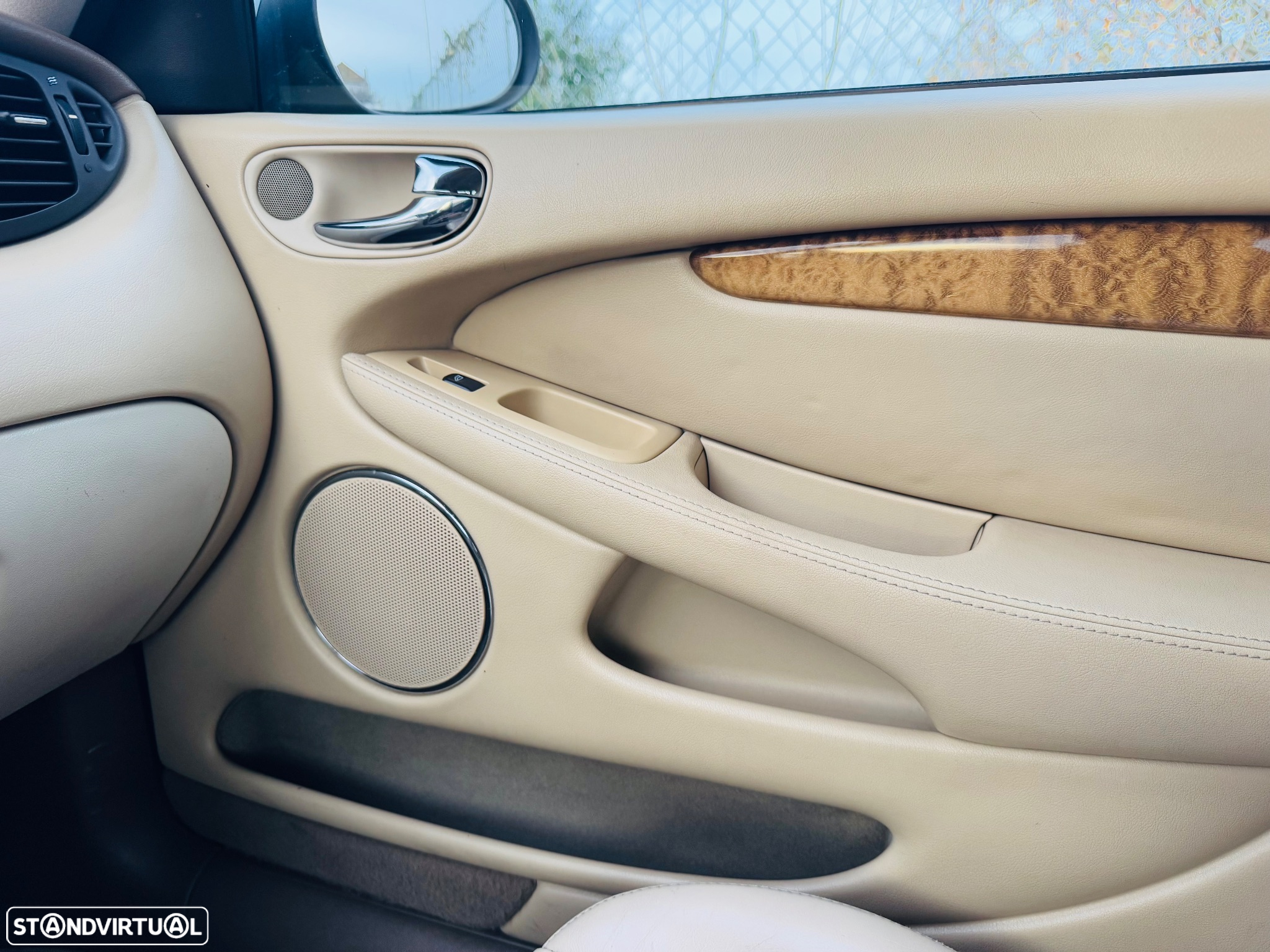 Jaguar X-Type SW 2.2 D Executive - 13