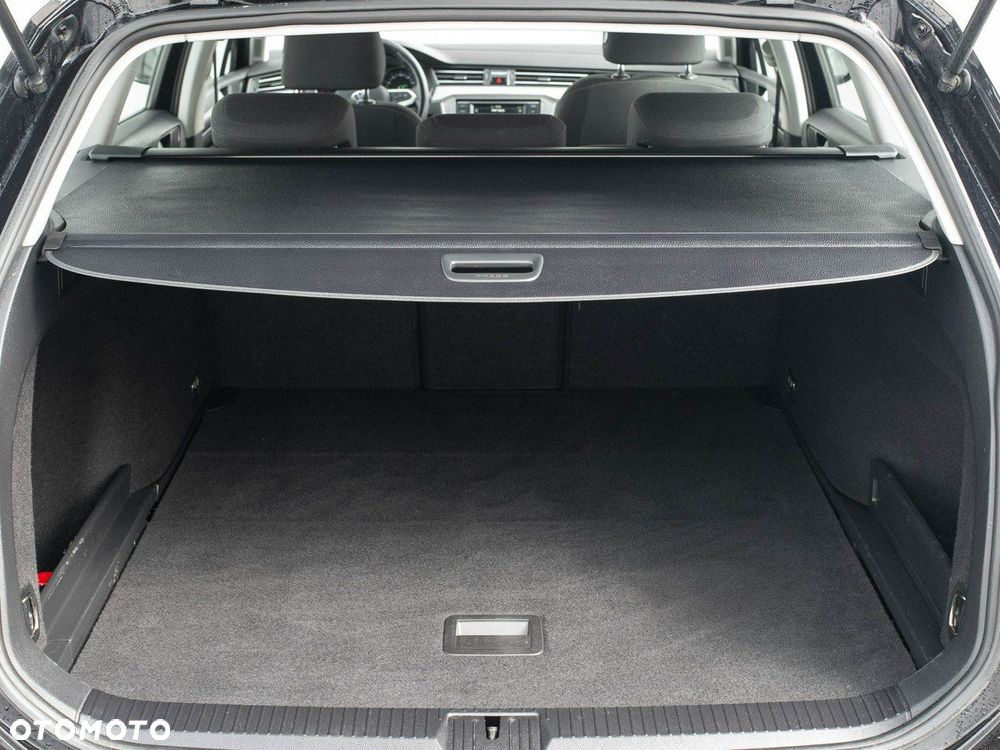 Volkswagen Passat 1.5 TSI EVO Essence DSG - 33