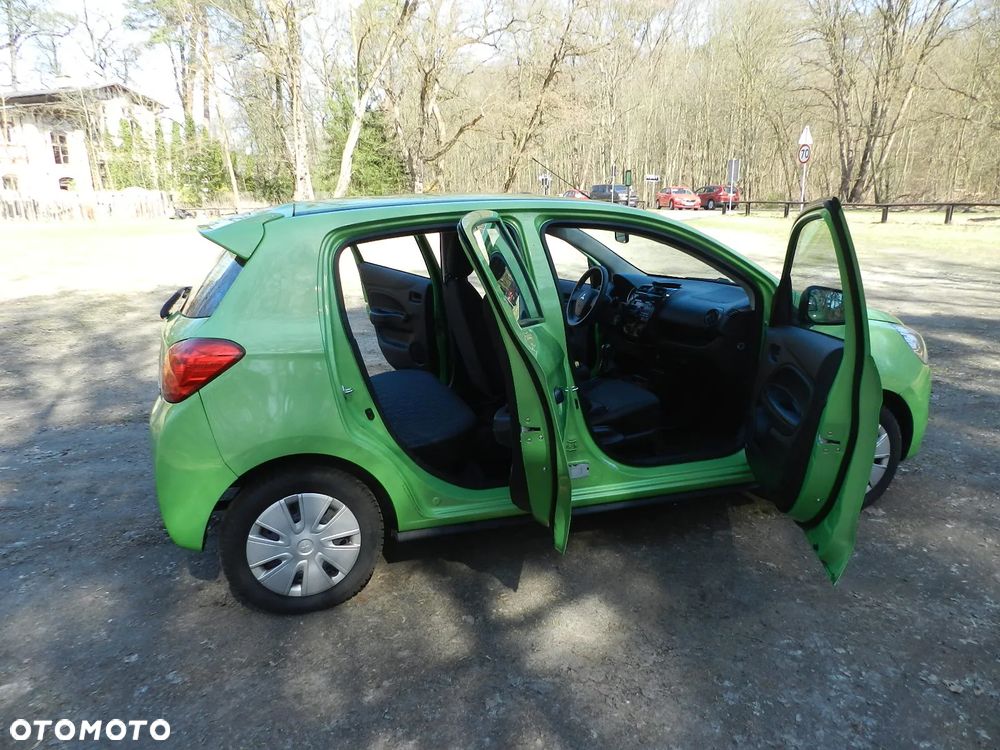 Mitsubishi Space Star - 9