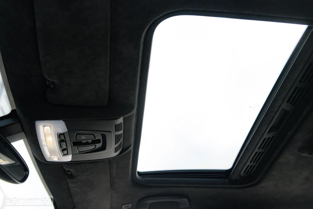 BMW M135i xDrive - 42