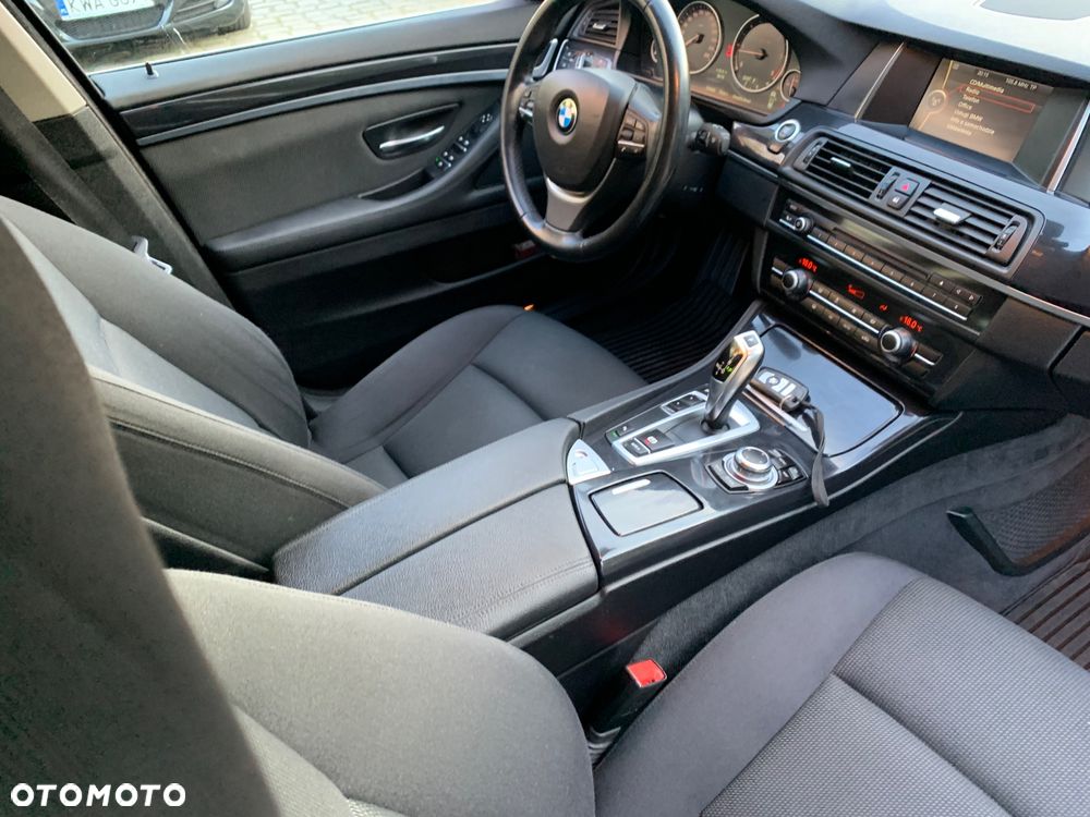 BMW Seria 5 520d Modern Line - 8