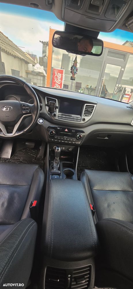 Hyundai Tucson 2.0 CRDI 4WD 6AT Luxury Pack+ - 29