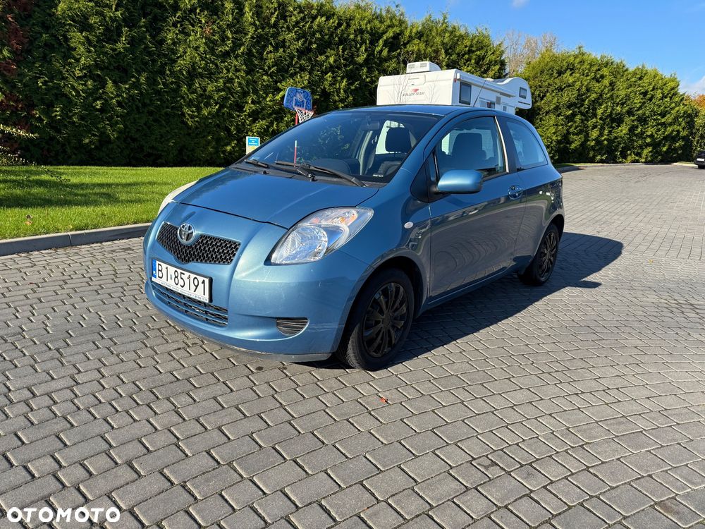Toyota Yaris 1.3 Luna - 2
