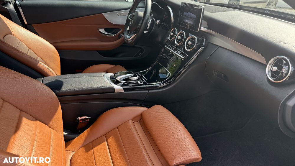 Mercedes-Benz C 220 d Coupe 9G-TRONIC AMG Line - 11
